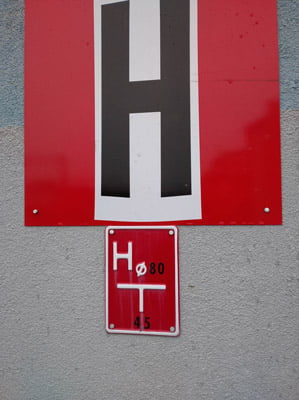 znak hydrant